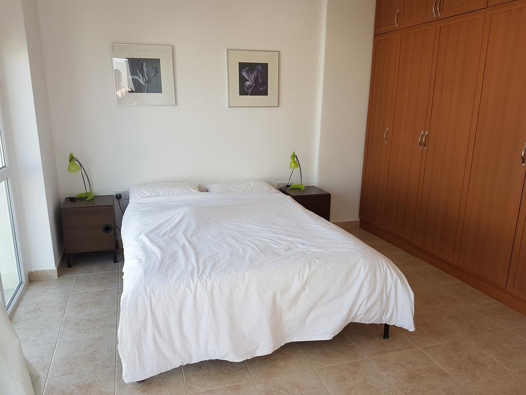 Aphrodite Beachfront Penthouse Apartment Ghaziveran Eksteriør bilde